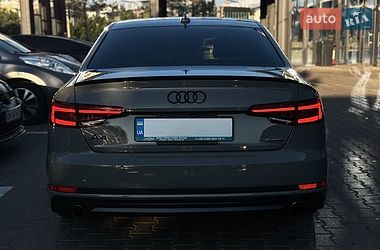 Седан Audi A4 2018 в Ровно