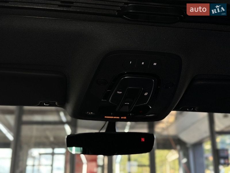 Седан Audi A4 2018 в Ровно