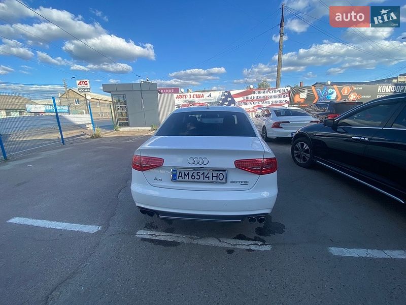 Седан Audi A4 2012 в Житомирі
