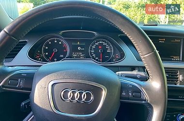 Седан Audi A4 2012 в Житомирі