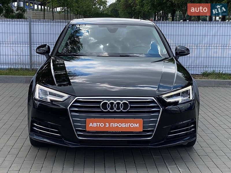 Седан Audi A4 2017 в Дніпрі
