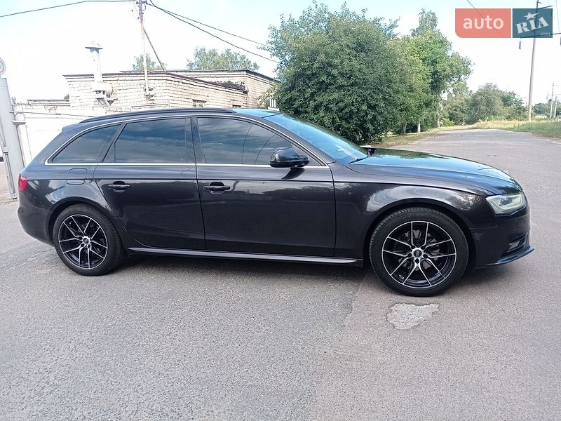 Універсал Audi A4 2012 в Черкасах