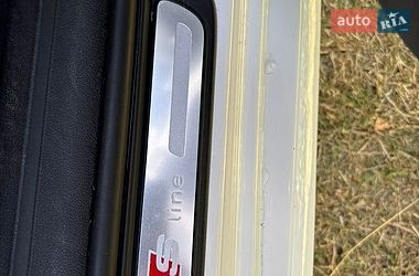 Седан Audi A4 2015 в Киеве
