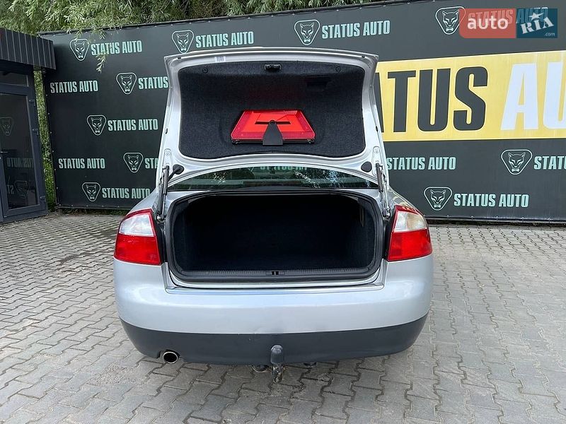 Седан Audi A4 2004 в Хмельницком
