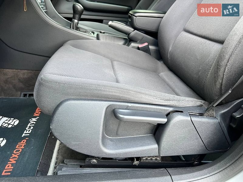 Седан Audi A4 2004 в Хмельницком