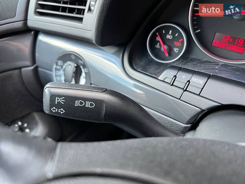 Седан Audi A4 2004 в Хмельницком