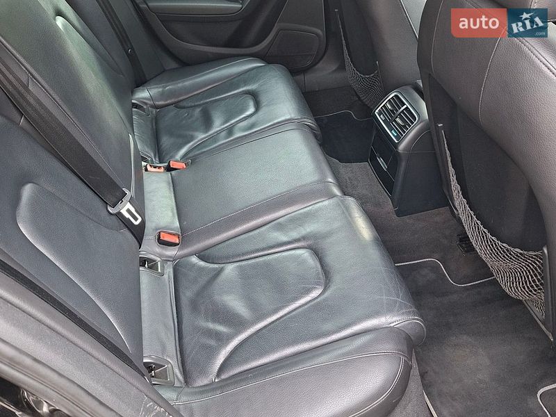 Седан Audi A4 2010 в Одесі