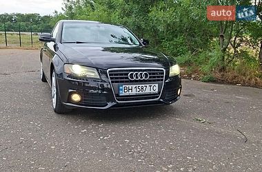 Седан Audi A4 2010 в Одесі