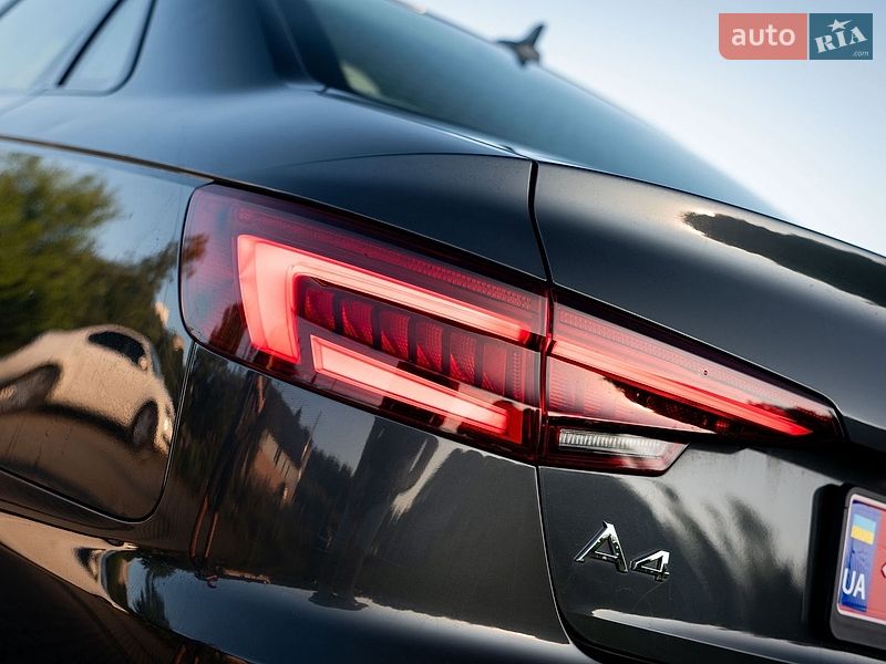 Седан Audi A4 2019 в Львове
