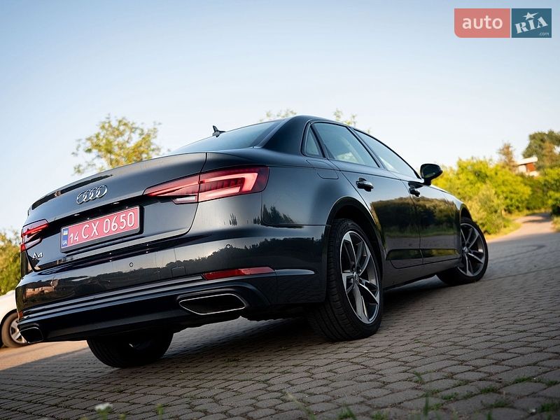 Седан Audi A4 2019 в Львове