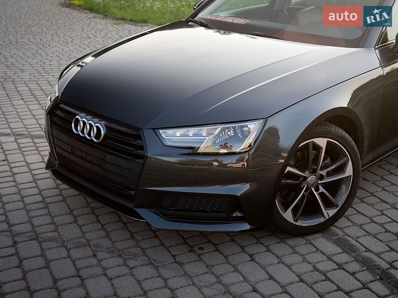 Седан Audi A4 2019 в Львове