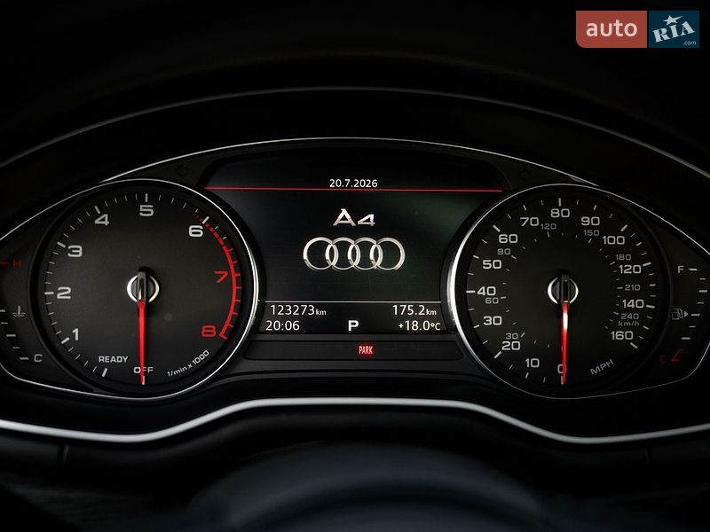 Седан Audi A4 2019 в Львове