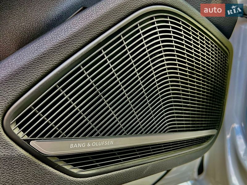 Седан Audi A4 2016 в Стрые