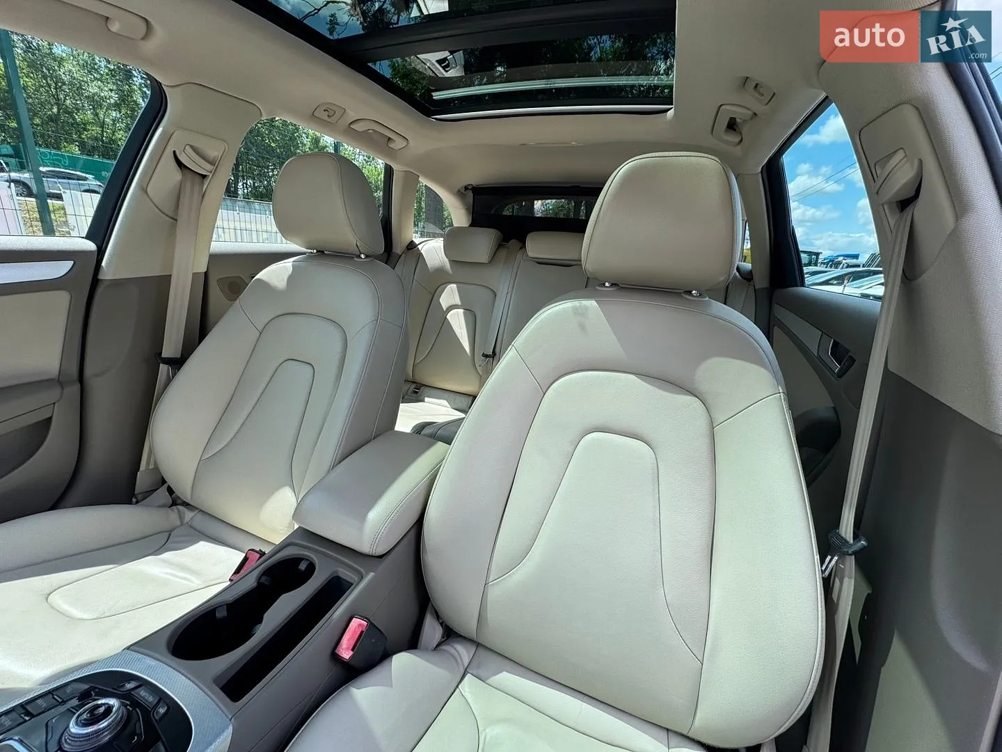 2010 Audi A4 - мініатюра 12
