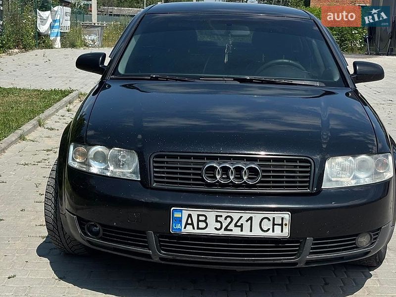 Седан Audi A4 2003 в Борщеві