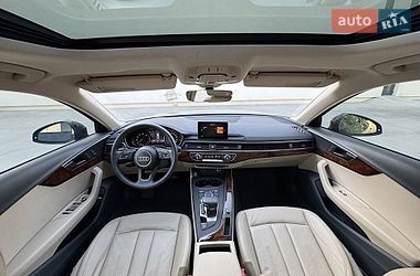 Седан Audi A4 2018 в Луцке