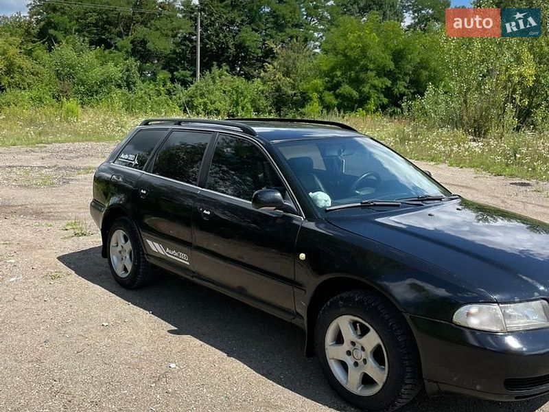Універсал Audi A4 1998 в Городку