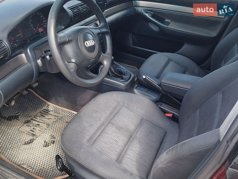 Універсал Audi A4 1998 в Львові