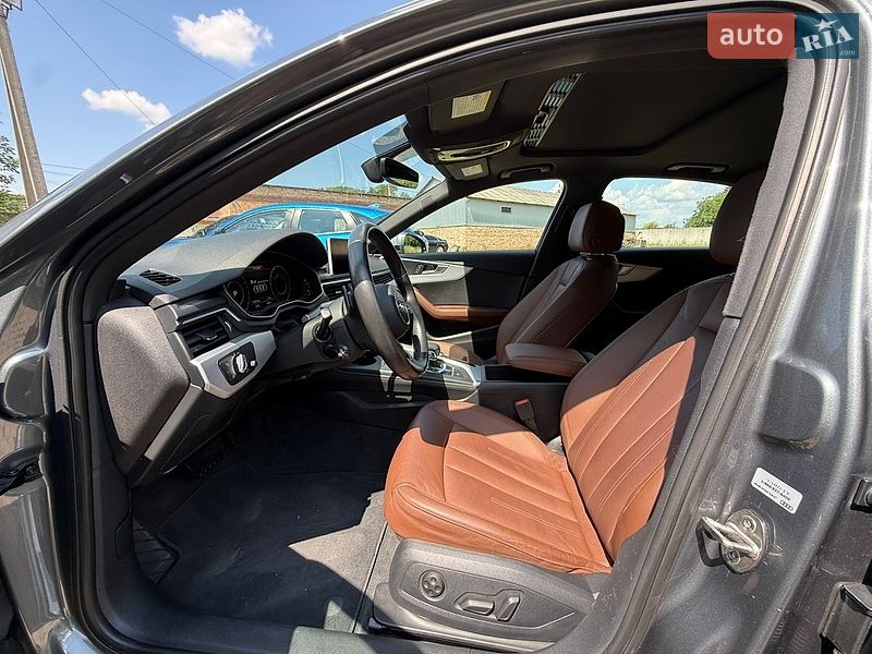 Седан Audi A4 2016 в Рівному