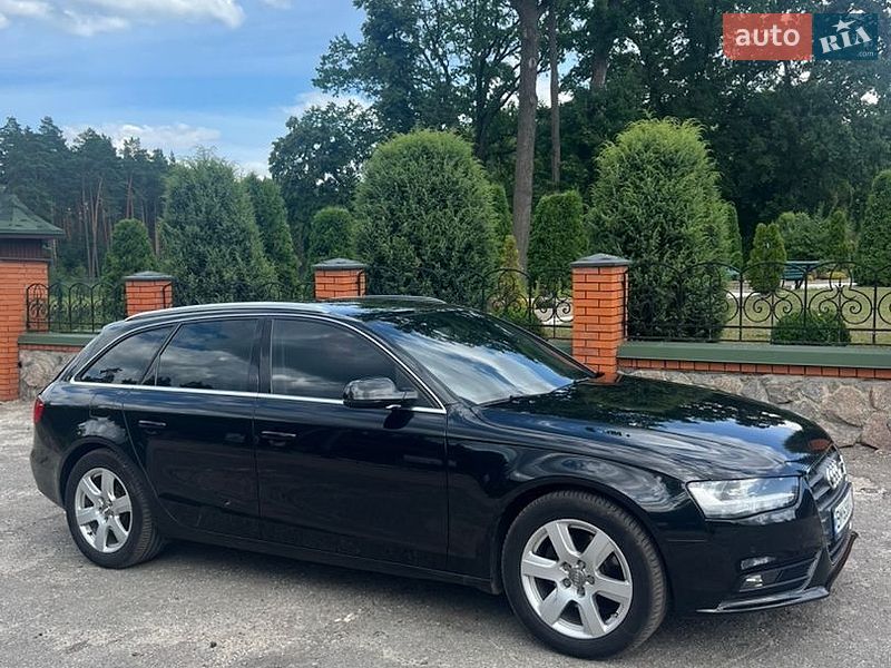 Универсал Audi A4 2012 в Лебедине