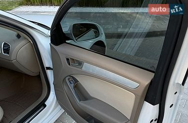 Седан Audi A4 2012 в Києві