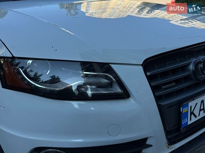 Седан Audi A4 2012 в Києві