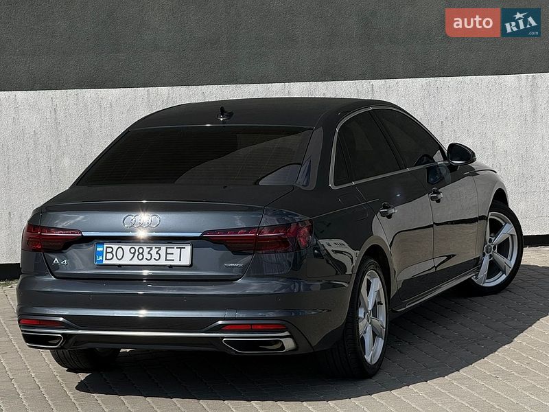 Седан Audi A4 2021 в Тернополі