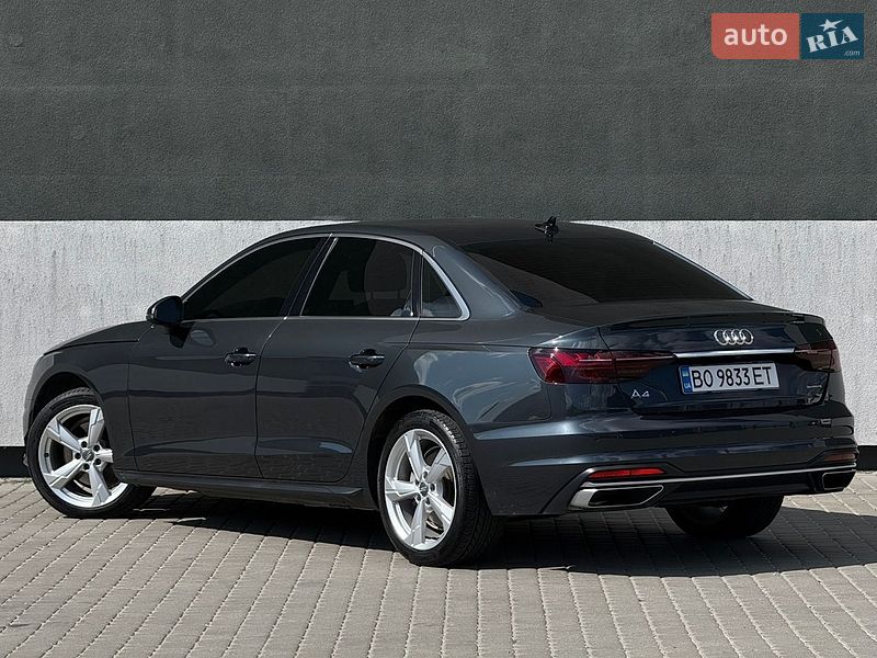 Седан Audi A4 2021 в Тернополі
