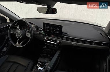 Седан Audi A4 2021 в Тернополі