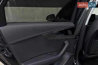 Седан Audi A4 2021 в Тернополі