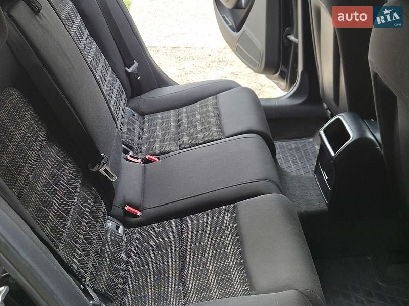 Универсал Audi A4 2013 в Чернигове