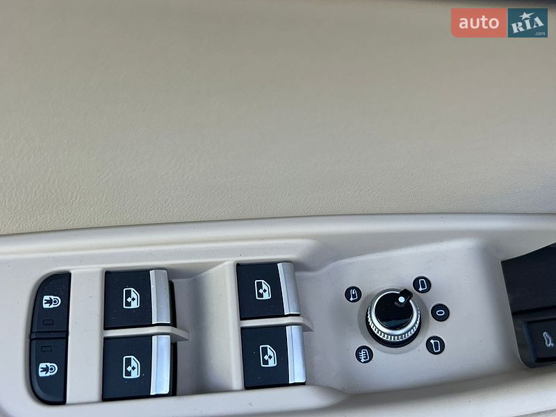 Седан Audi A4 2022 в Мукачевому