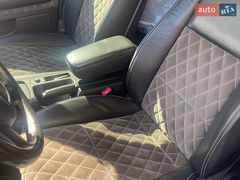 Седан Audi A4 2006 в Києві