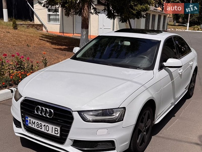 Седан Audi A4 2013 в Виннице