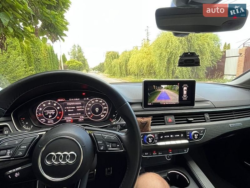 Седан Audi A4 2018 в Броварах
