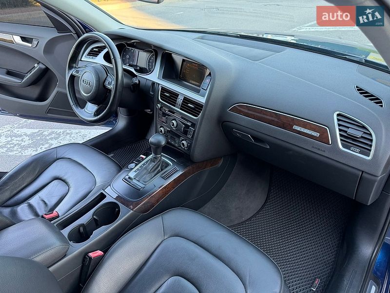 Седан Audi A4 2015 в Києві