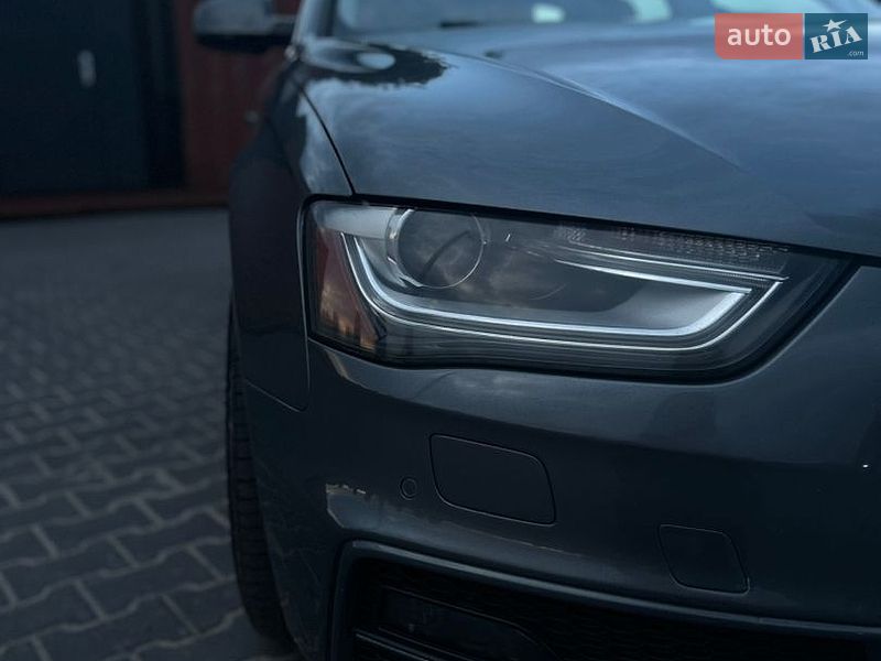 Седан Audi A4 2012 в Боярке