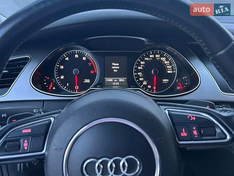 Седан Audi A4 2012 в Боярке