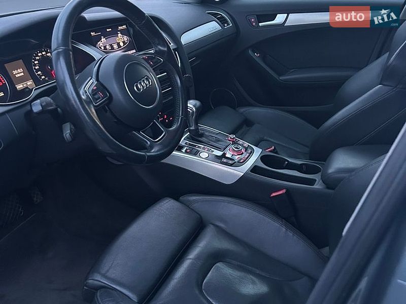 Седан Audi A4 2012 в Боярке