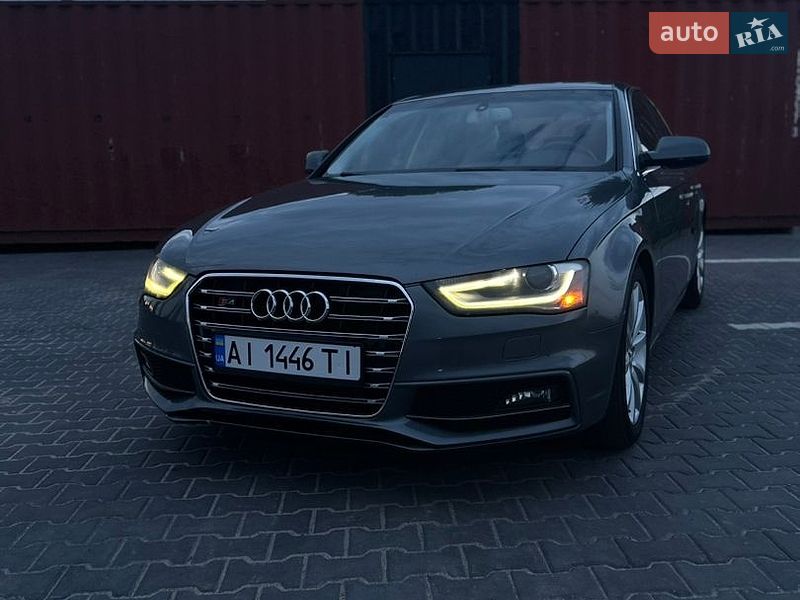 Седан Audi A4 2012 в Боярке