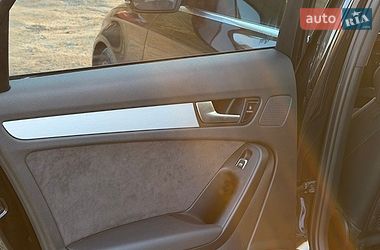 Седан Audi A4 2013 в Одесі