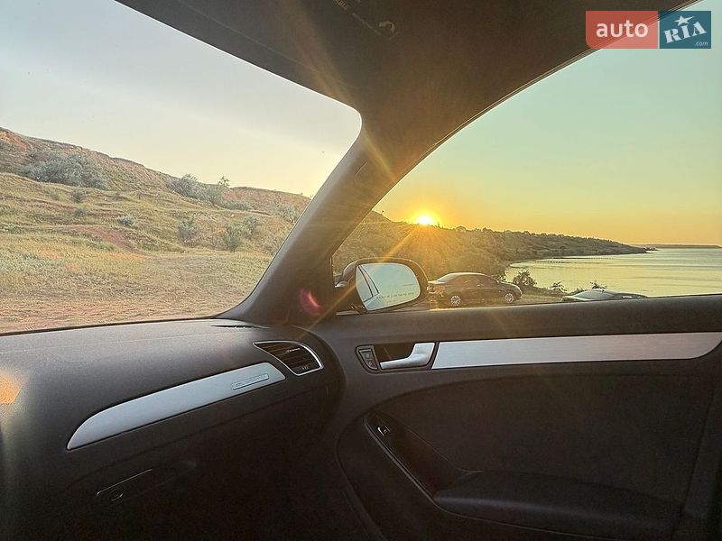 Седан Audi A4 2013 в Одесі