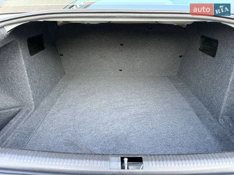 Седан Audi A4 2006 в Івано-Франківську