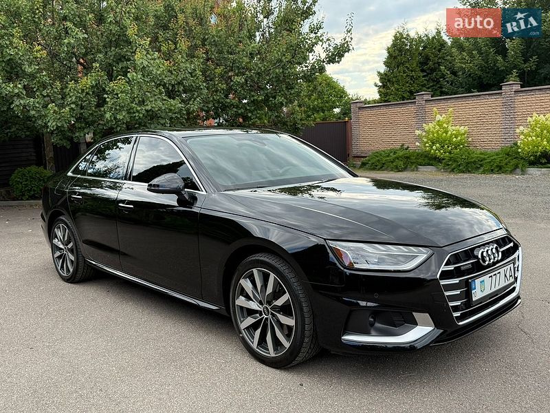 Седан Audi A4 2022 в Києві