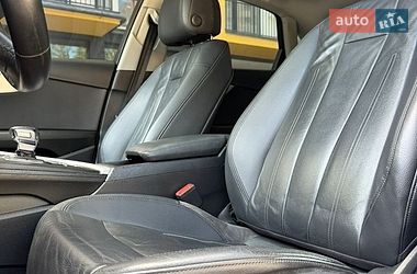 Седан Audi A4 2016 в Львове
