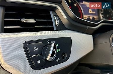 Седан Audi A4 2016 в Львове