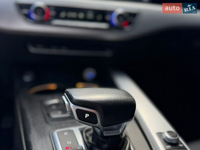 Седан Audi A4 2016 в Львове