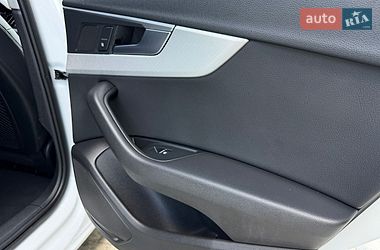 Седан Audi A4 2016 в Львове