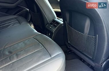 Седан Audi A4 2016 в Львове