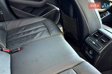 Седан Audi A4 2016 в Львове